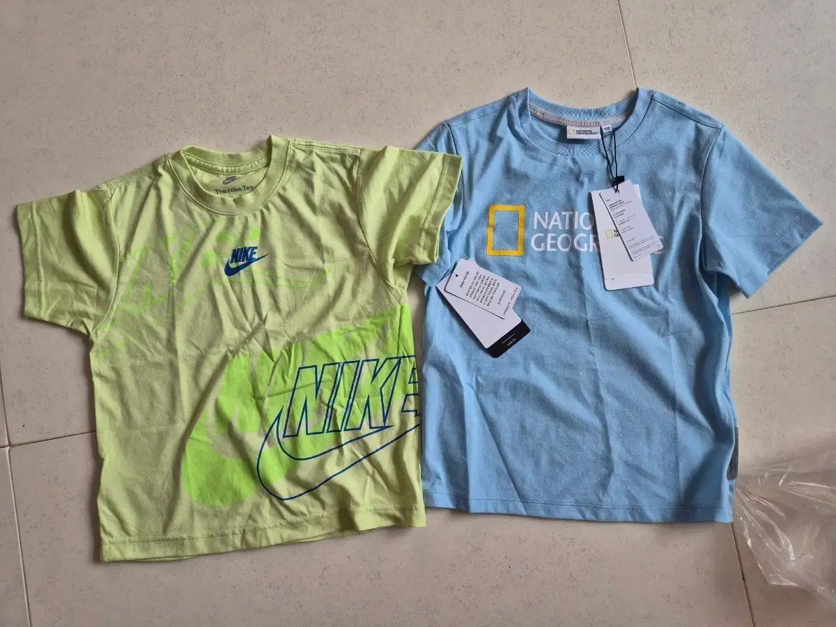 (新品) ナショナルジオグラフィック NIKE 半袖Tシャツ 120