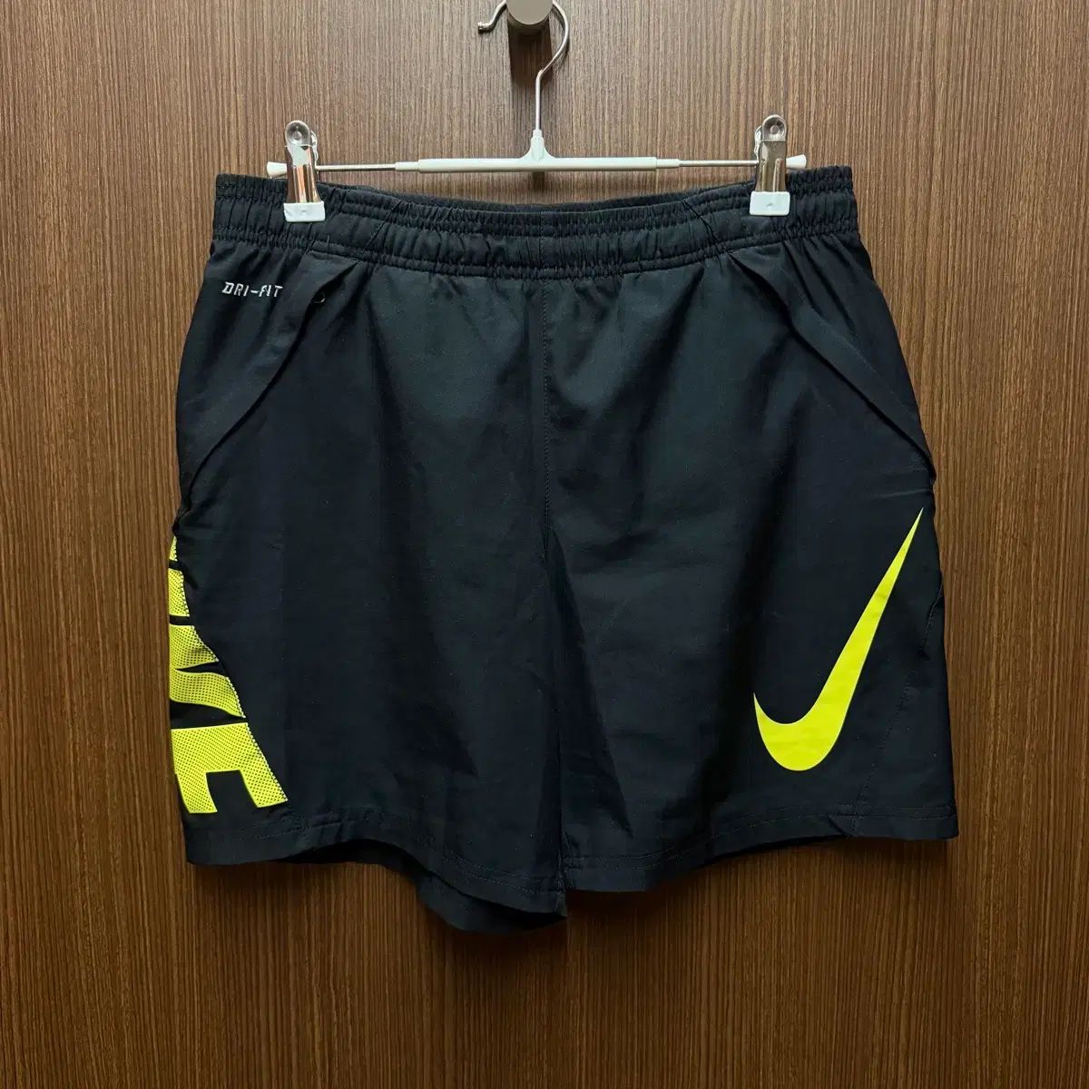 ナイキ ウーブン トレーナー ハーフパンツ M