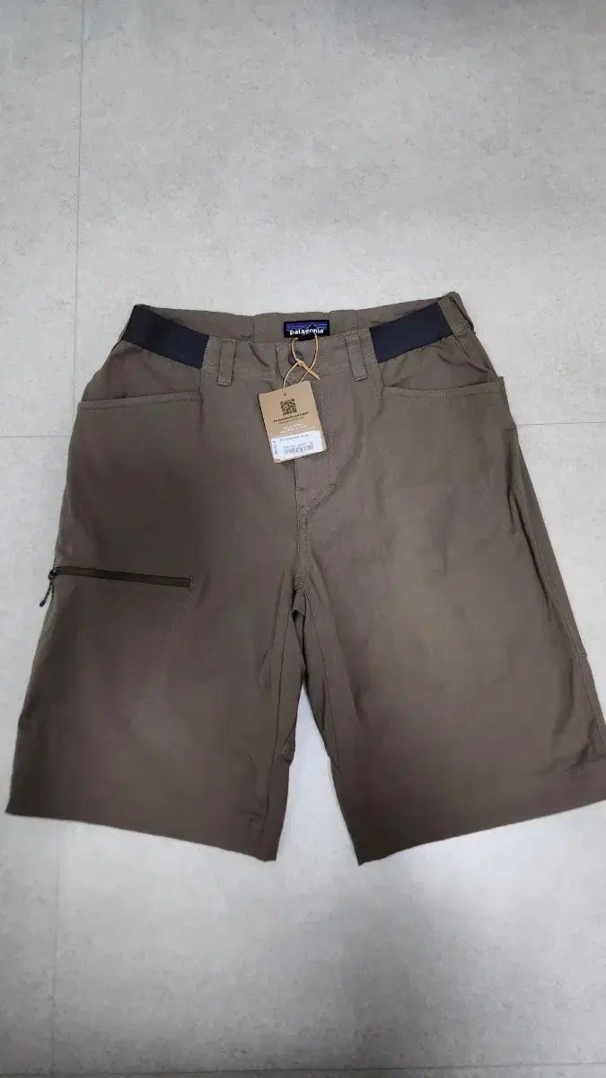 パタゴニア 벵가 록 ショーツ ハーフパンツ (未着用 新品)