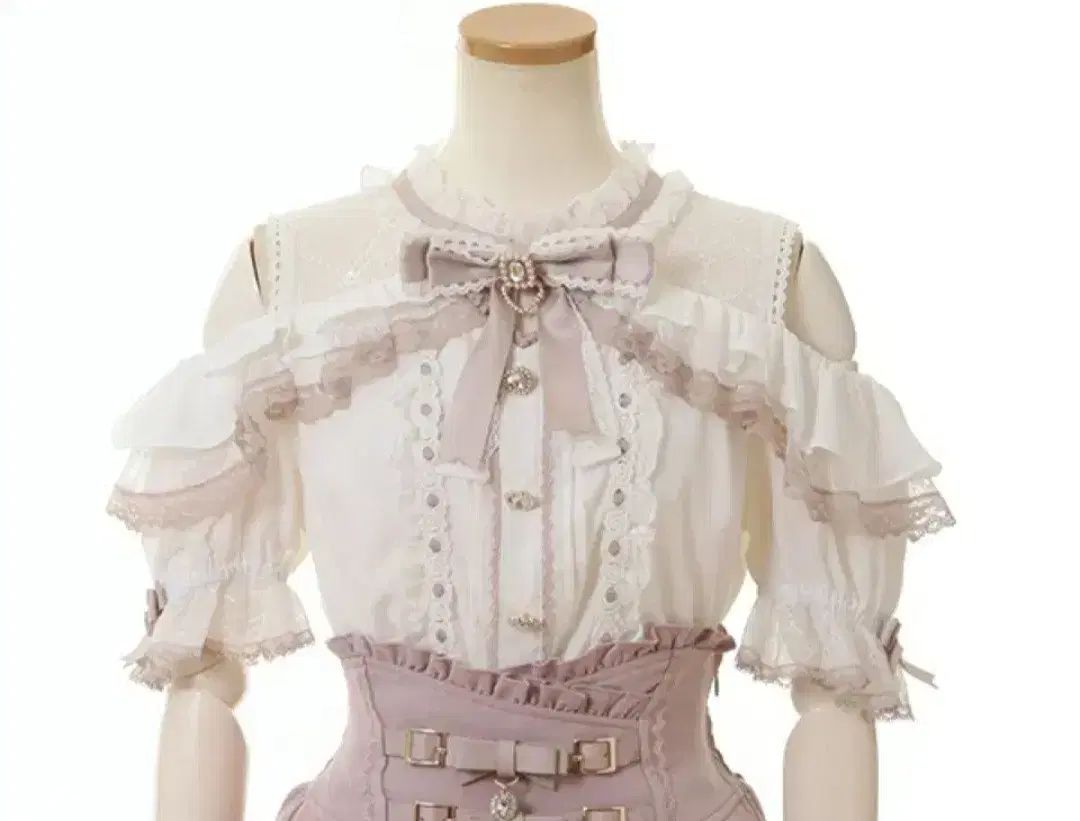リズリサ 半袖ブラウス M 出品