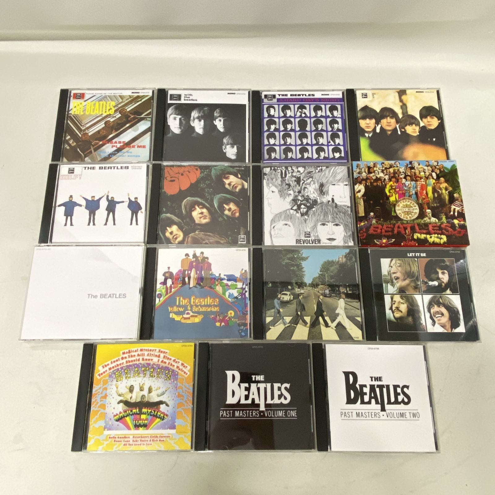 洋楽 The Beatles Box CP25-5751~66 16CD 洋楽 The Beatles Box CP25-5751~66 16CD Amazon.co.jp: ザ