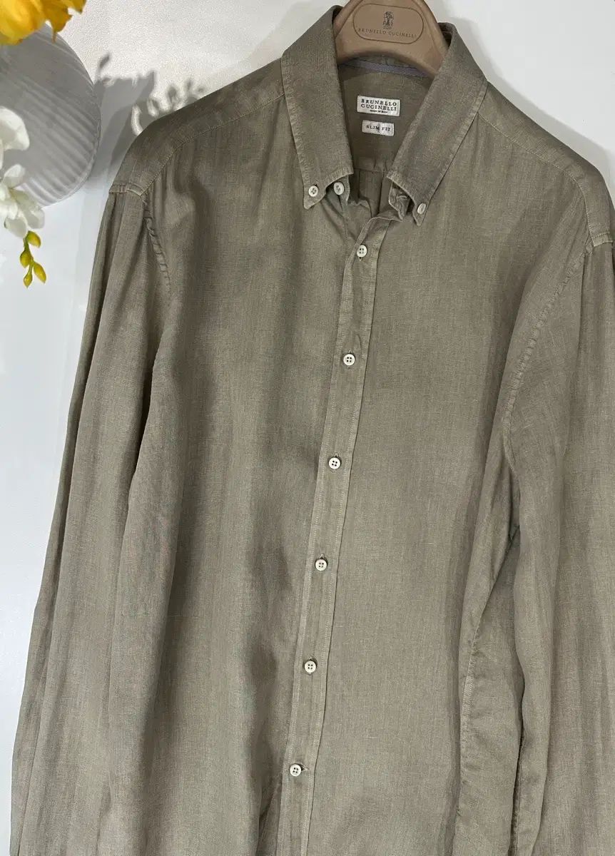 ブルネロクチネリ リネン スリムフィット シャツ 39,521円