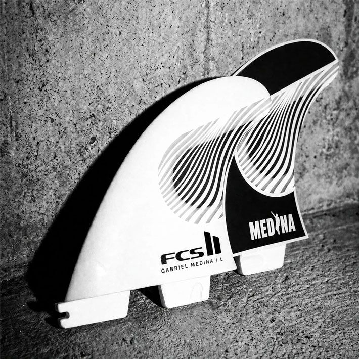 FCS2 FCS fin トライフィン M GM ガブリエル メディーナ 白黒 FCS2 エフシーエス2 フィン 送料無料！ GABRIEL MEDINA TRI FIN SET