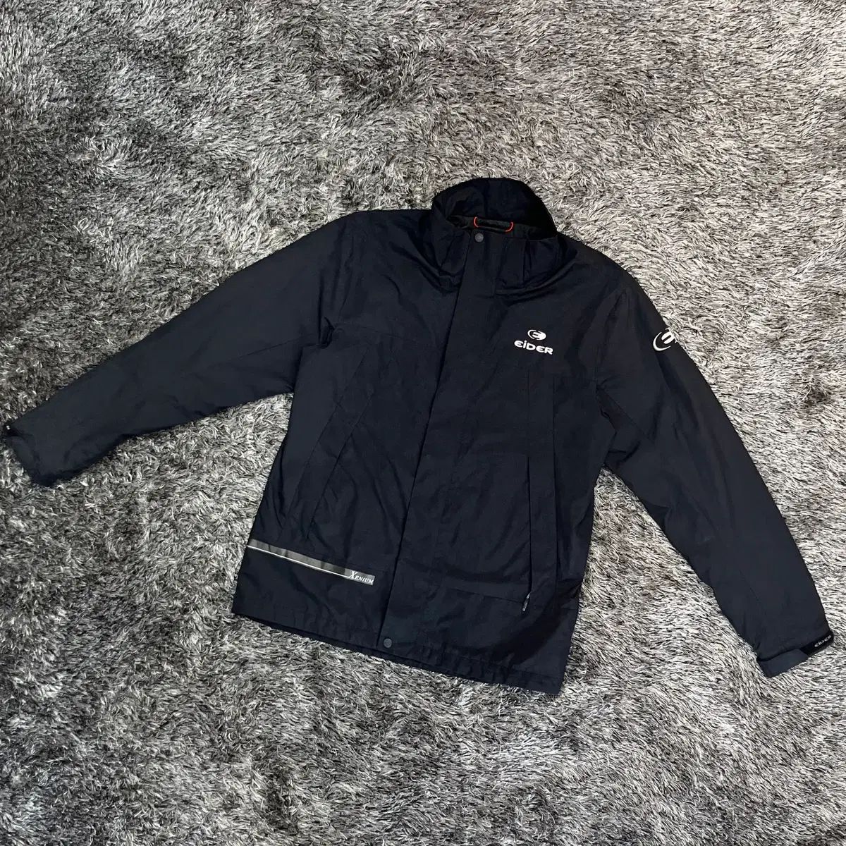 EIDER ウィンドブレーカー (L)