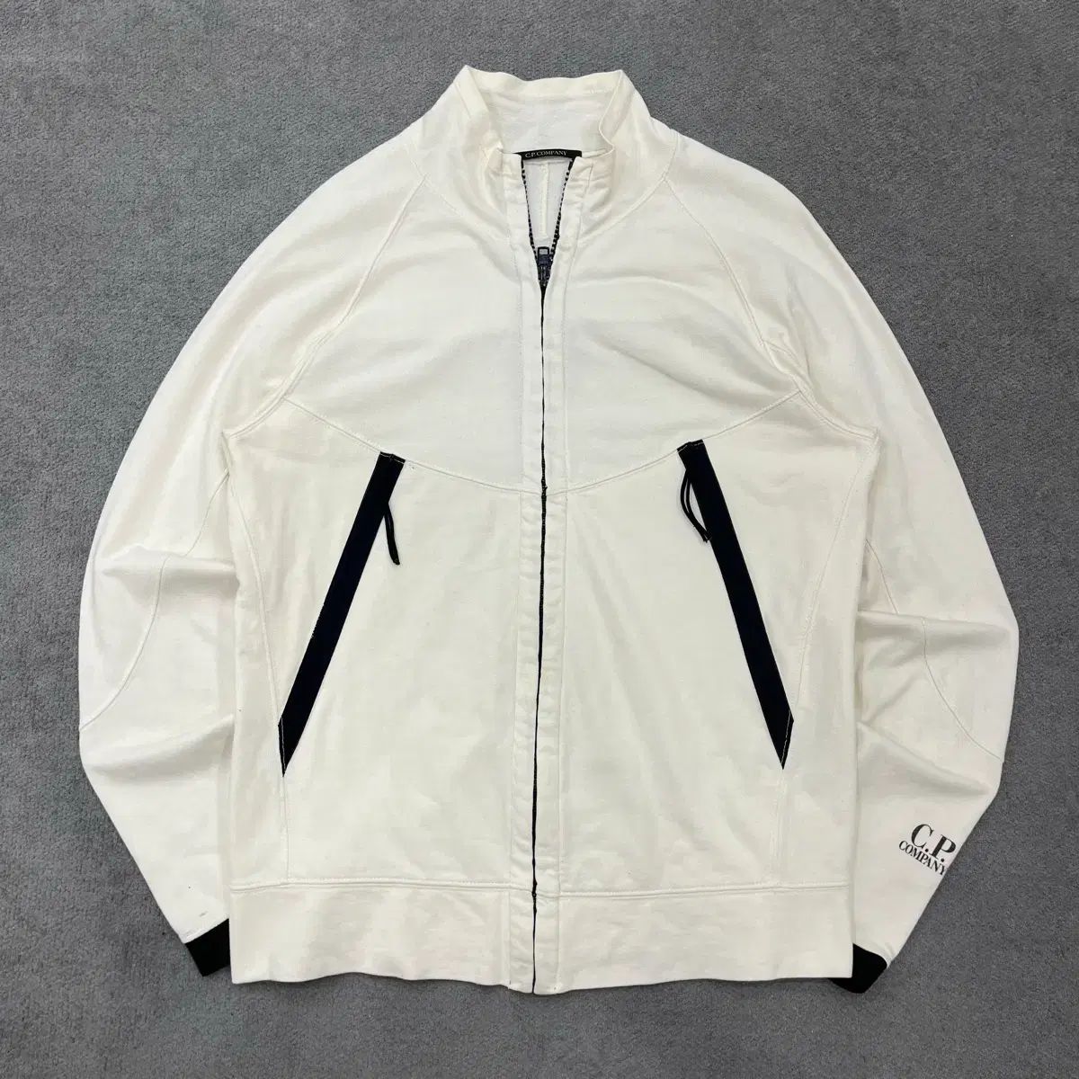 100 C.P. COMPANY シーピーカンパニー コットン ジップアップ ジャケット