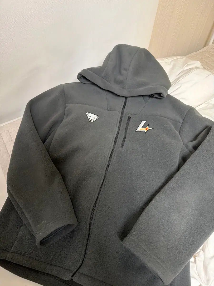 SSG LANDERS フードジップアップ 115サイズ 出品 19,115円