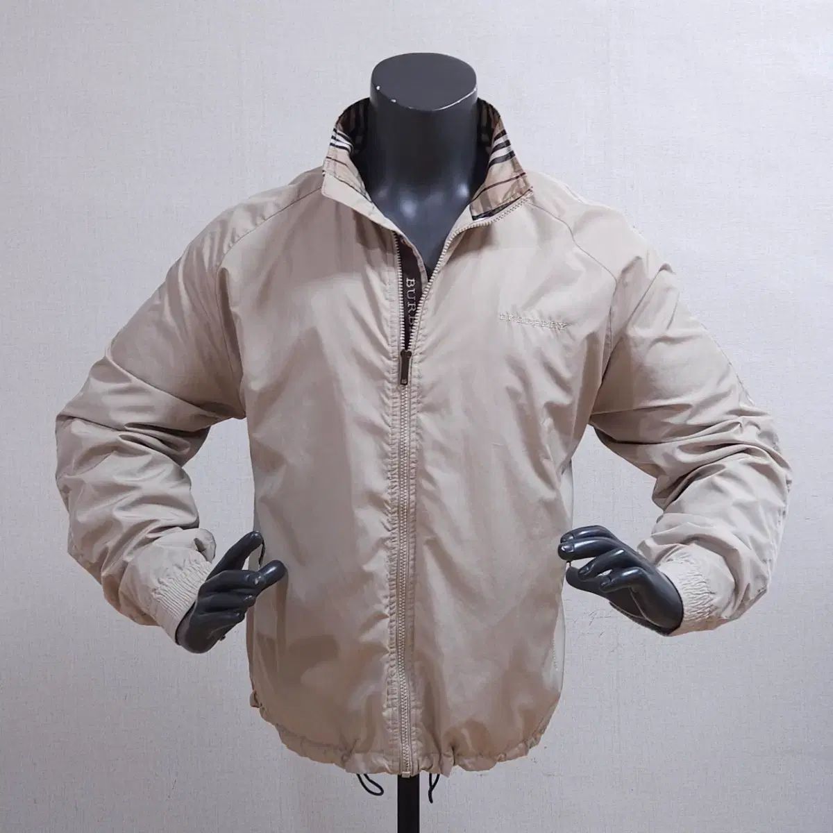 バーバリー ベージュ アウター 110 20,321円