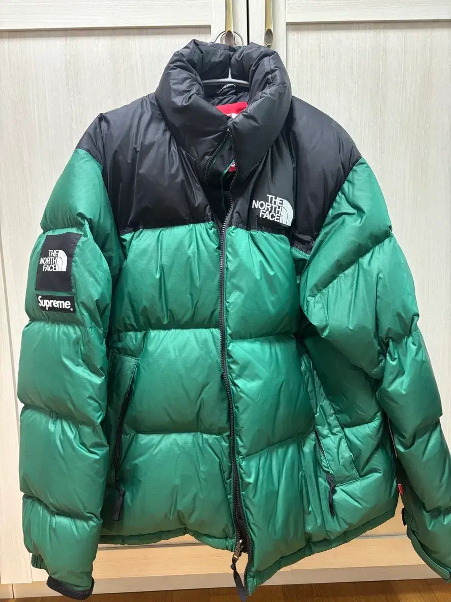 【爆買い，高品質】 シュプリーム THE NORTH FACE ザノースフェイス ヌプシ L ダウンジャケット
