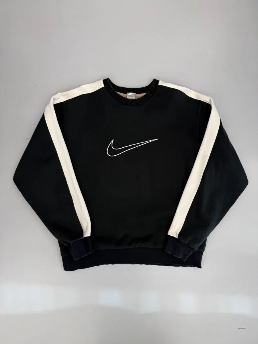 ナイキ 90s オーバーサイズ ビックスウォッシュ サイドライン スウェット シャツ