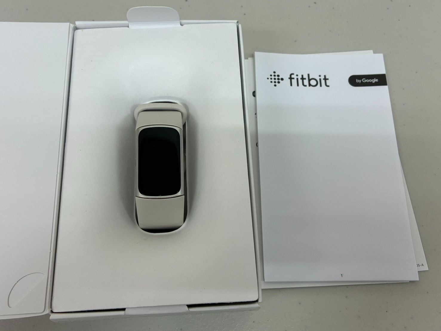 Fitbit Charge 6 GPS搭載 未使用に近い - メルカリ