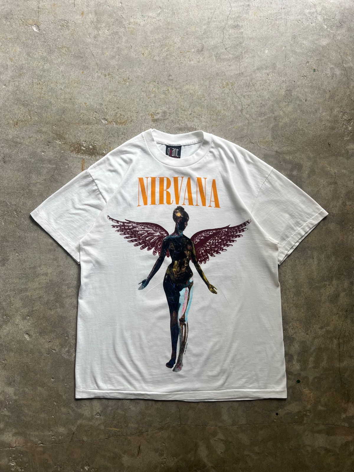 NIRVANA IN UTERO ニルヴァーナ Tシャツ L 白 ホワイト GIANT バンドT 