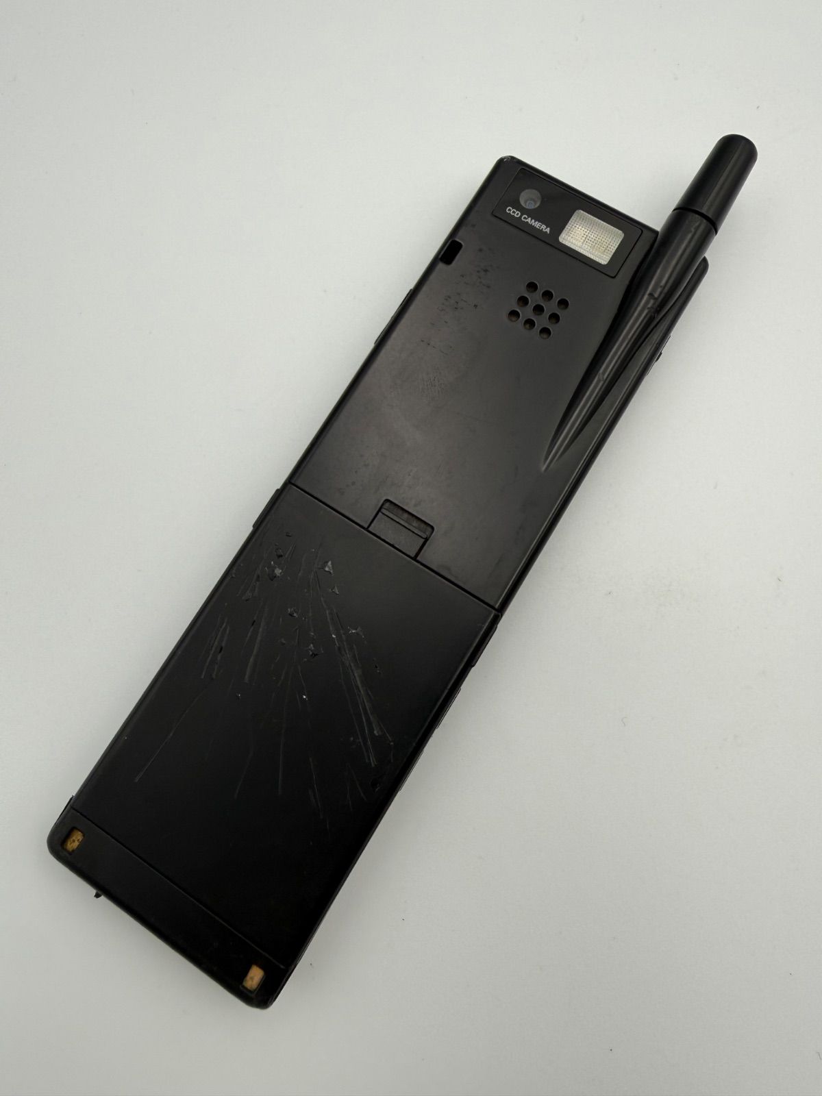 au ガラケー 初代 INFOBAR ICHIMATSU 市松 黒 ブラック 携帯電話 廃盤