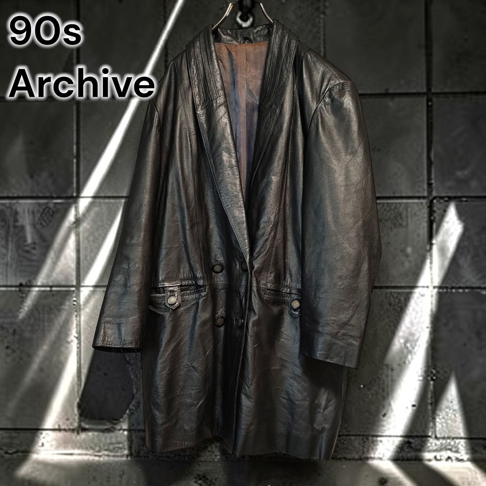 90s Archive VINTAGE 羊革 ラムレザーハーフコート ラムナッパ ダブルコート 黒 ブラック 装飾ボタン タック ギャザー ペイズリー柄 裏地 本革 シープスキン ジャケット レトロ 古着 LEATHER COAT BLACK メンズM