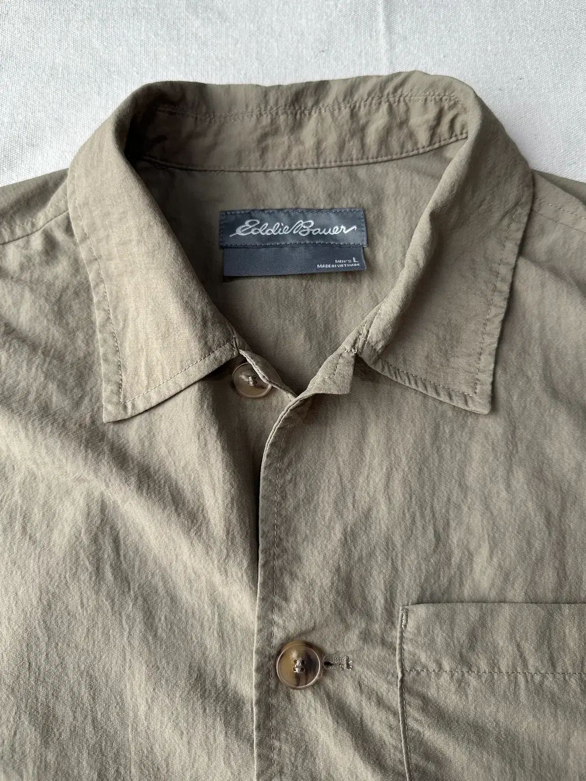 EDDIE BAUER(エディー・バウアー) カーキ ナイロン レーヨン シャツ ジャケット L