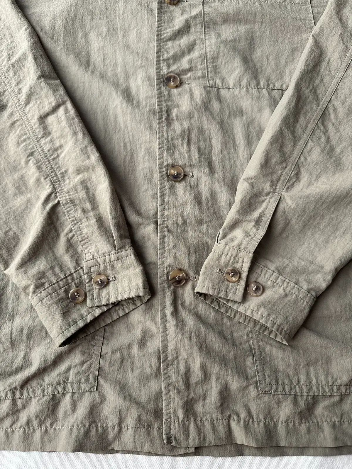 EDDIE BAUER(エディー・バウアー) カーキ ナイロン レーヨン シャツ ジャケット L