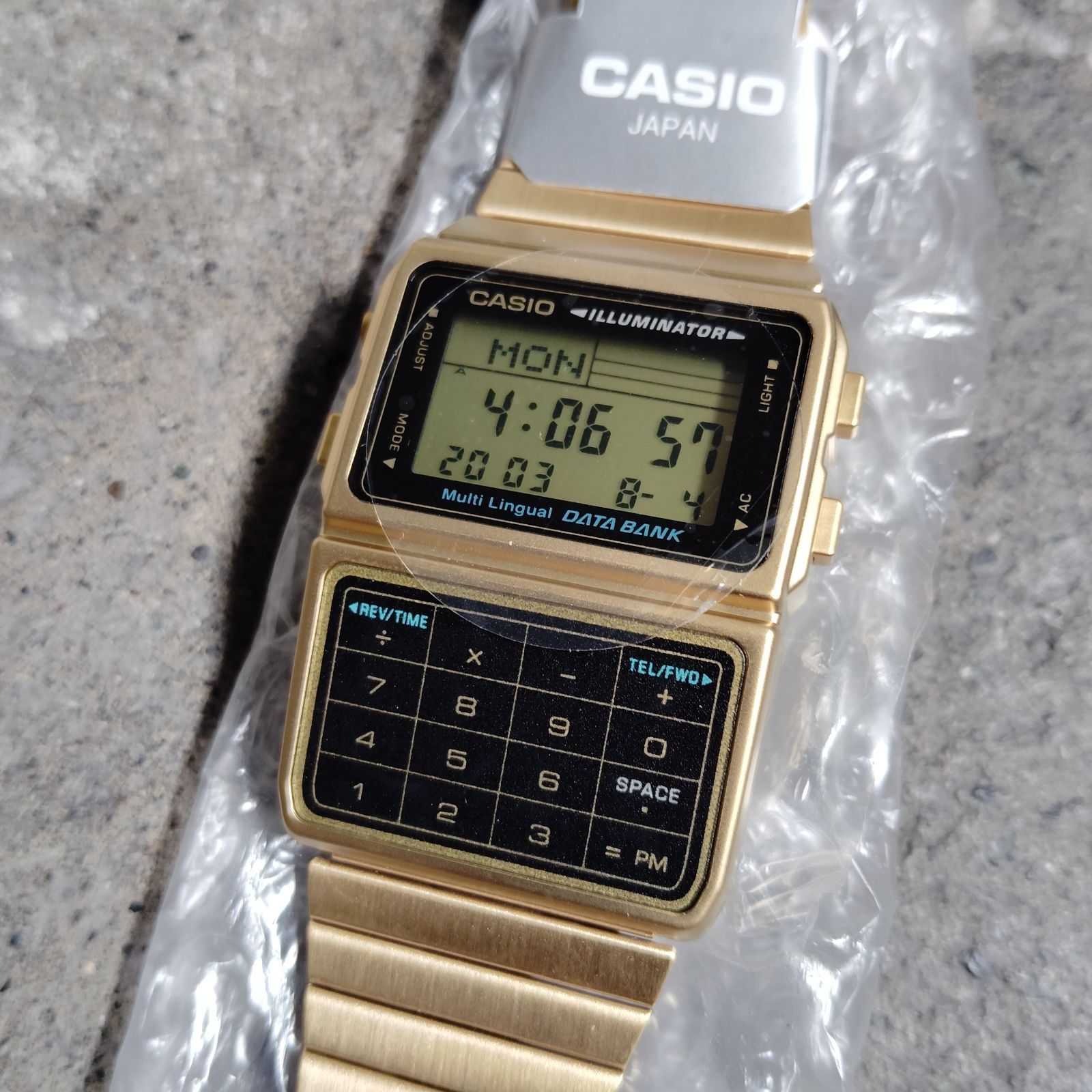 CASIO DATA BANK カシオ データバンク 腕時計 ゴールド DBC-611G 
