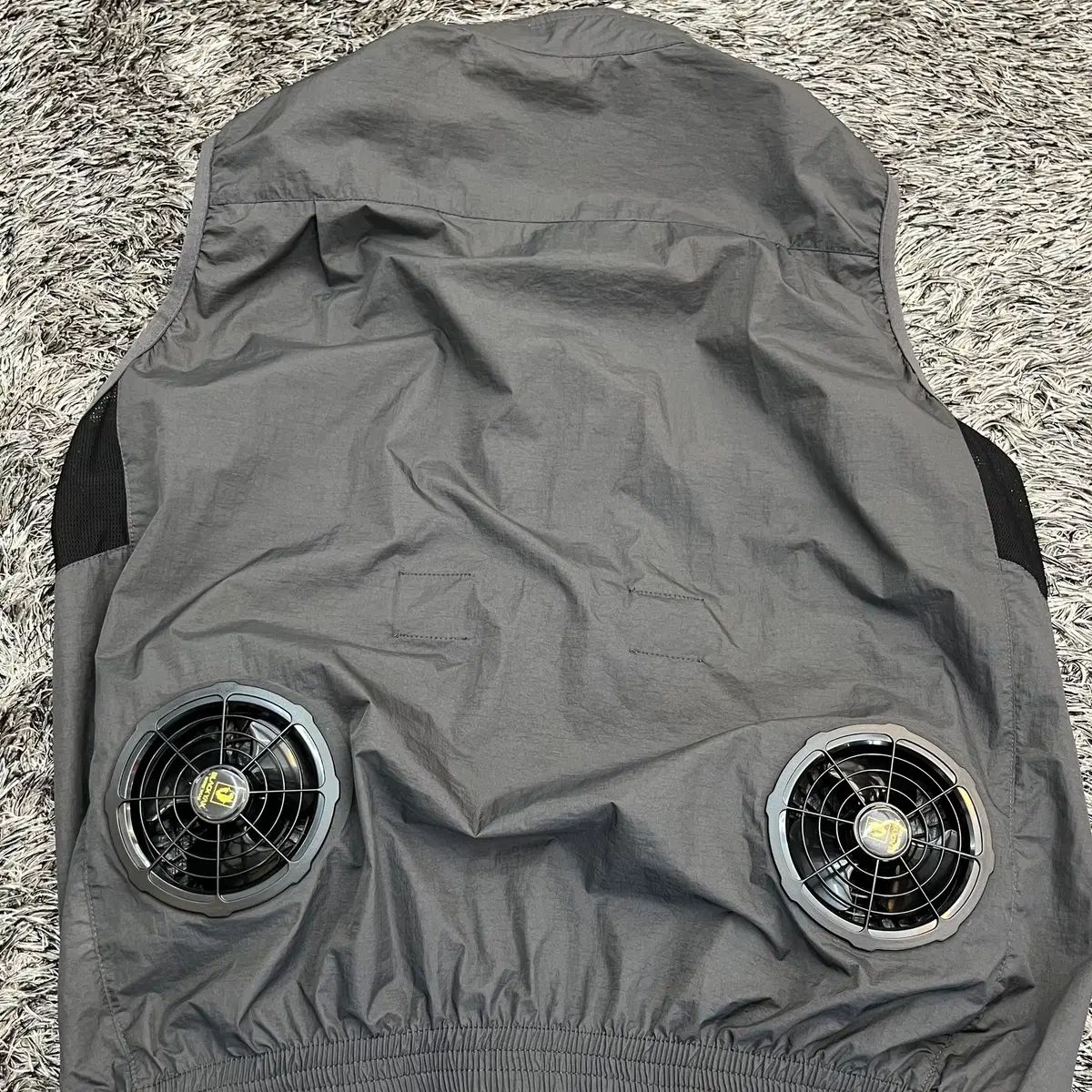 BLACK YAK ブラックヤク 防風 ウィンドブレーカー (100) BLACK YAK ブラックヤク 防風 ウィンドブレーカー (100)