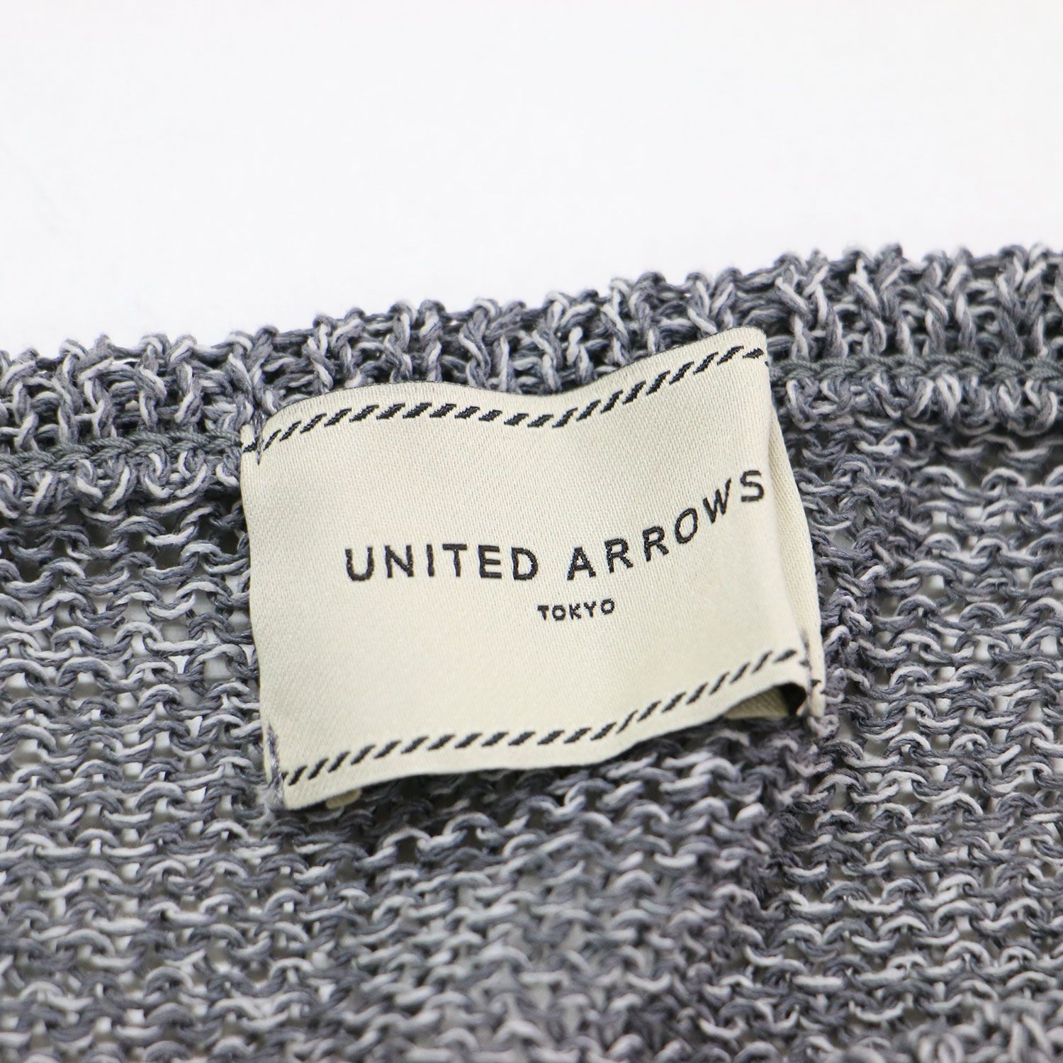 UNITED ARROWS ユナイテッドアローズ ベスト グレー サイズ:FREE | 25春夏 ペーパー ニットベスト / プルオーバー フレンチスリーブ クルーネック スリット | トップス セーター【レディース】【中古】 UNITED ARROWS ユナイテッドアローズ ベスト グレー サイズ:FREE | 25春夏 ペーパー ニットベスト / プルオーバー フレンチスリーブ クルーネック スリット | トップス セーター【レディース】【中古】