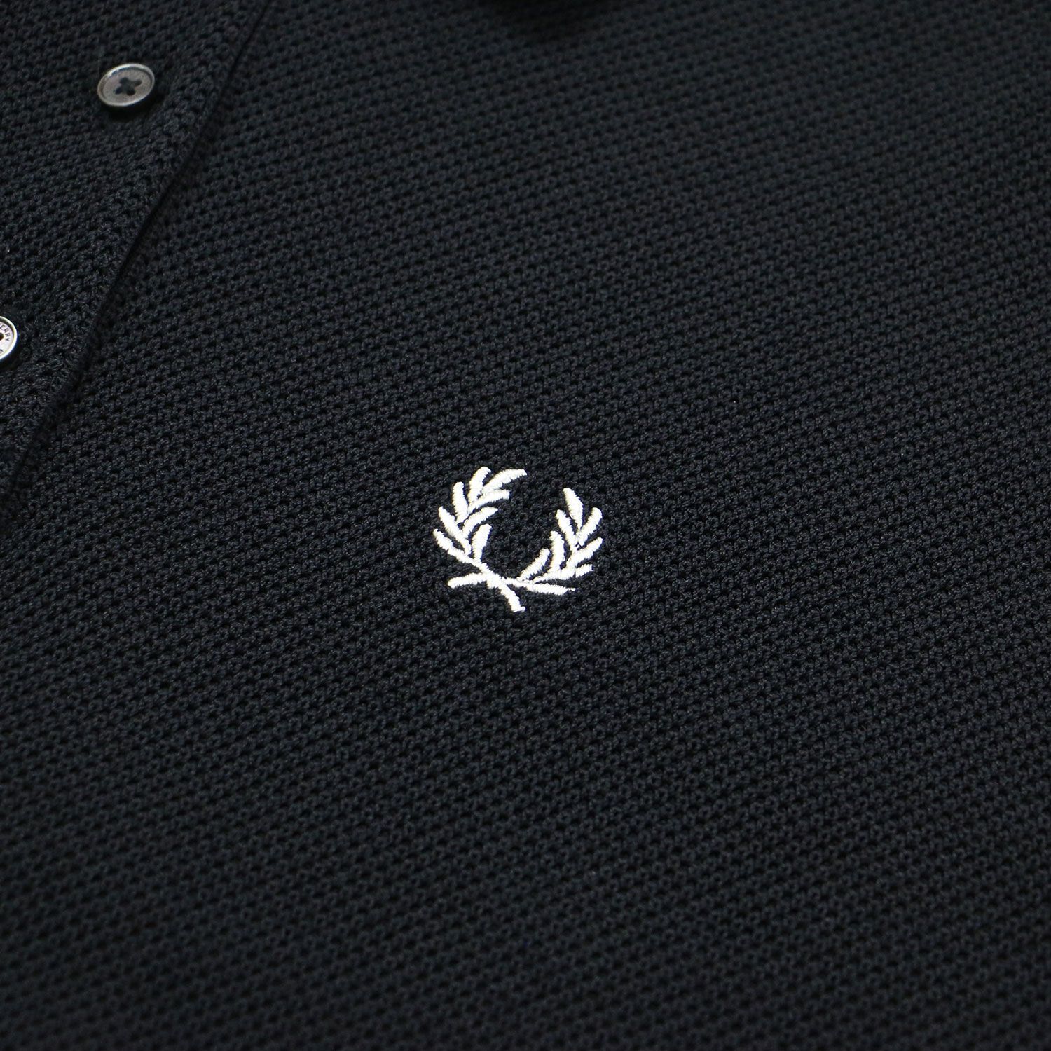 FRED PERRY フレッドペリー × Ray BEAMS 別注 ポロシャツ ブラック 黒 サイズ:UK10(M) | フレア ノースリーブ ポロシャツ / カットソー | フレンチスリーブ Aライン メッシュ | トップス【レディース】【中古】 FRED PERRY フレッドペリー × Ray BEAMS 別注 ポロシャツ ブラック 黒 サイズ:UK10(M) | フレア ノースリーブ ポロシャツ / カットソー | フレンチスリーブ Aライン メッシュ | トップス【レディース】【中古】
