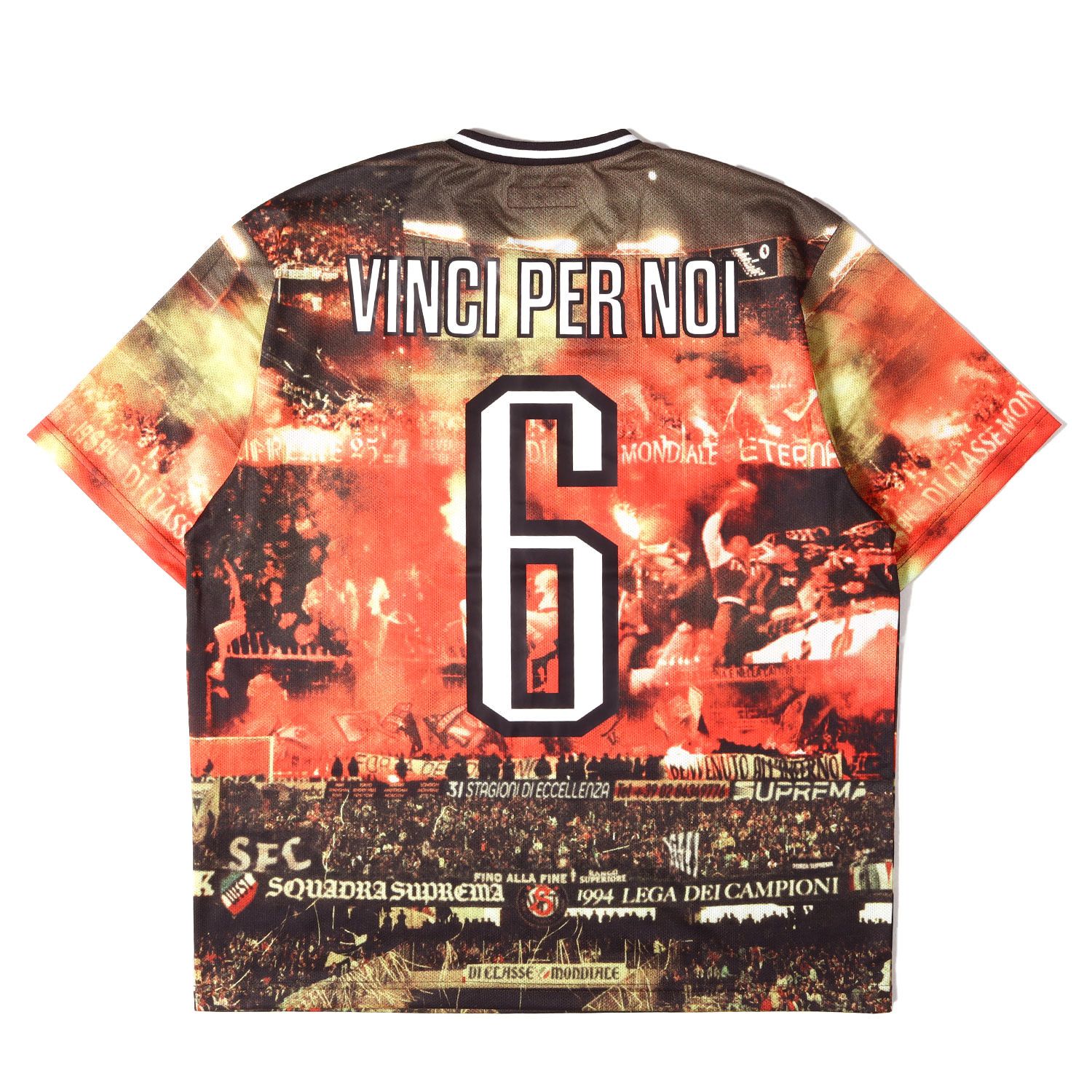 【美品】Supreme シュプリーム カットソー マルチカラー サイズ:M | 25SS 全面グラフィック サッカージャージ(Vinci Per Noi Soccer Jersey) | トップス Tシャツ 半袖【メンズ】【中古】