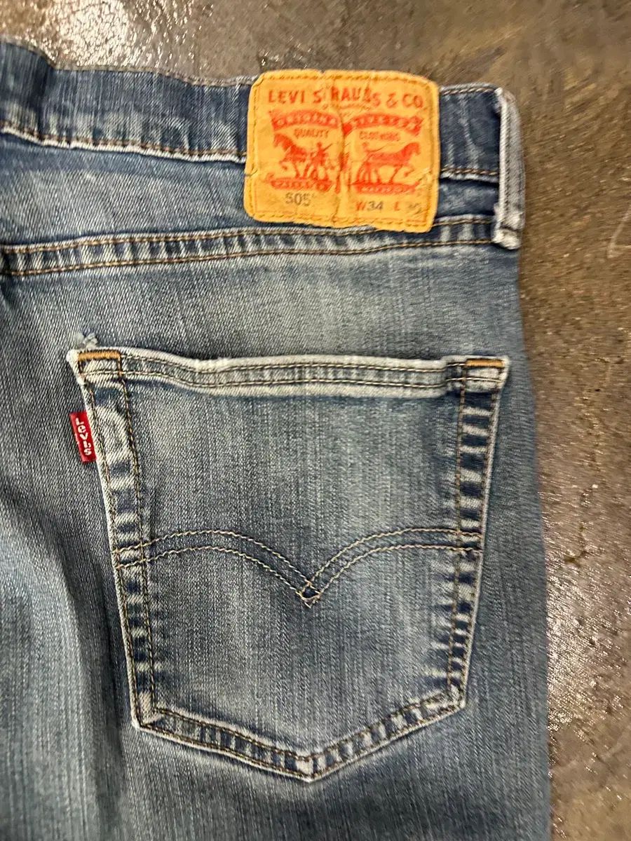 リーバイス LEVI'S 505 W34 L30