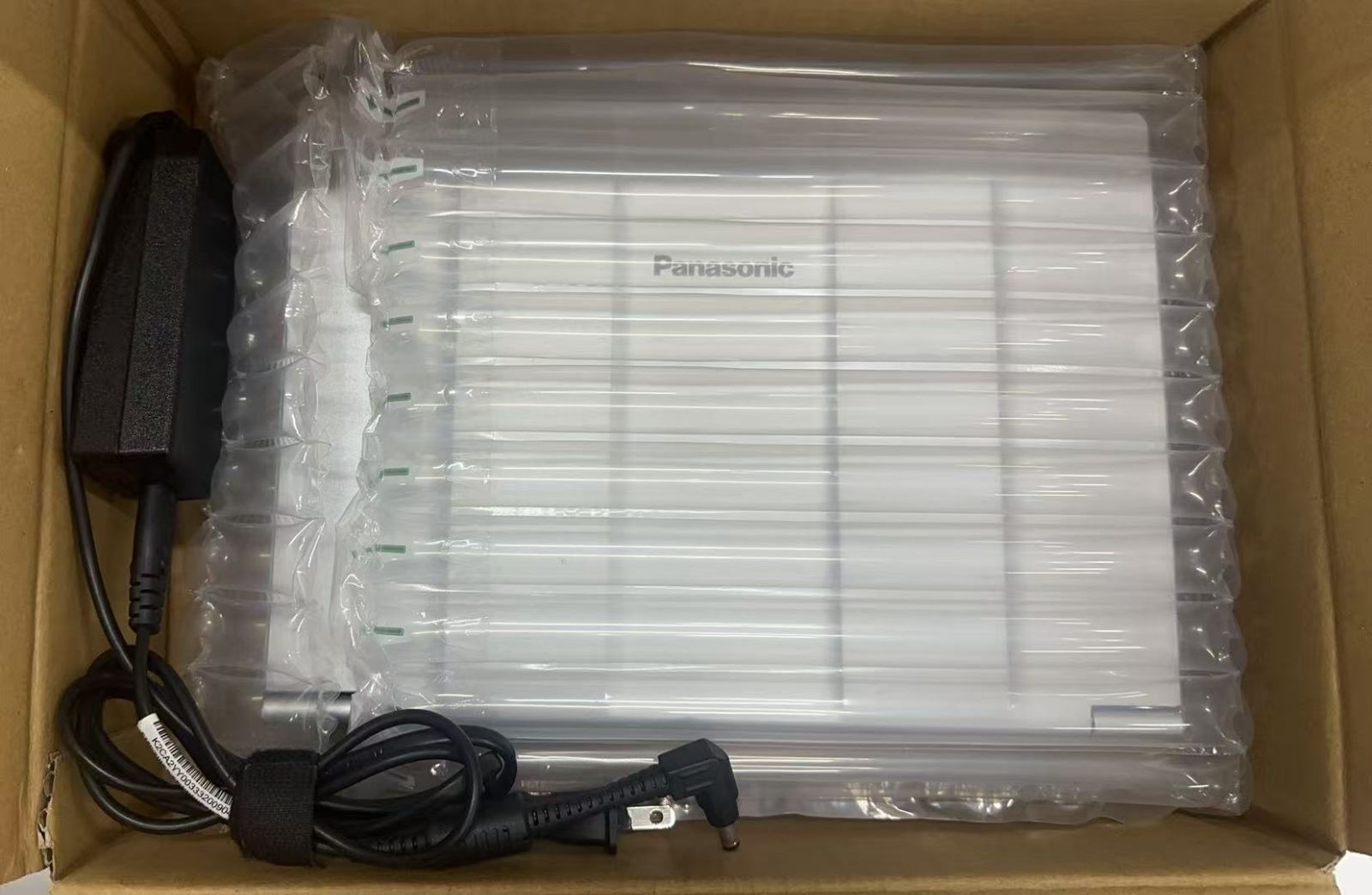 Panasonic Let’s note CF-SV9RD7KS / Core i5-10310U ++924208 Panasonic Let’s note CF-SV9RD7KS / Core i5-10310U ++924208