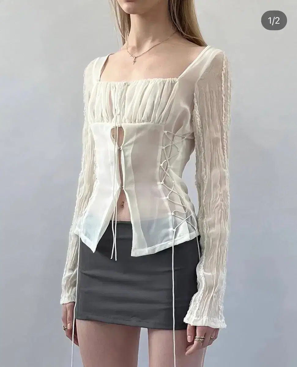 ボンネ レースアップ シフォン ブラウス