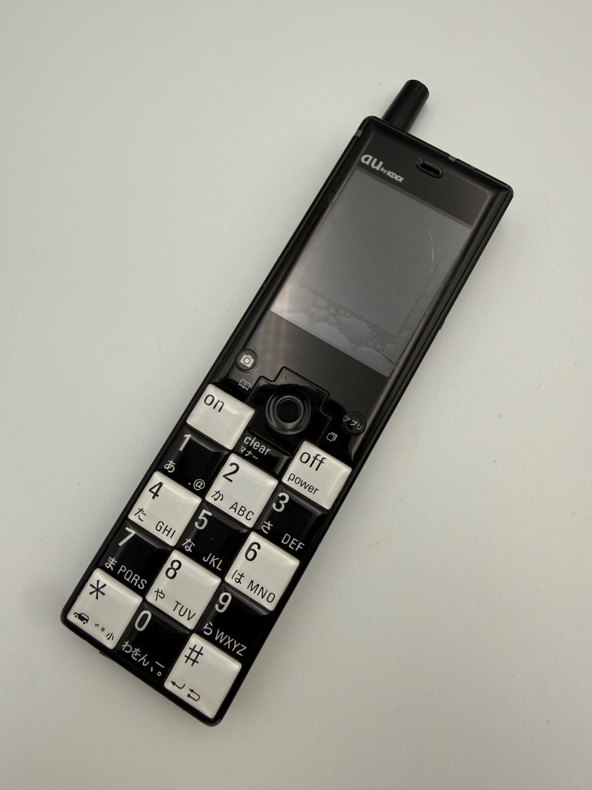 au ガラケー 初代 INFOBAR ICHIMATSU 市松 黒 ブラック 携帯電話 廃盤 レア ヴィンテージ コレクション