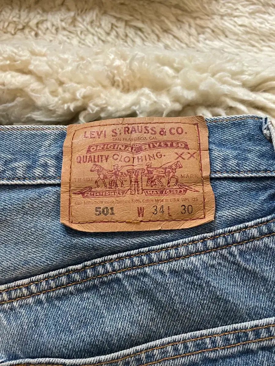 USA リーバイス 501 デニムパンツ ライトブルー デニムパンツ USA リーバイス 501 デニムパンツ ライトブルー デニムパンツ