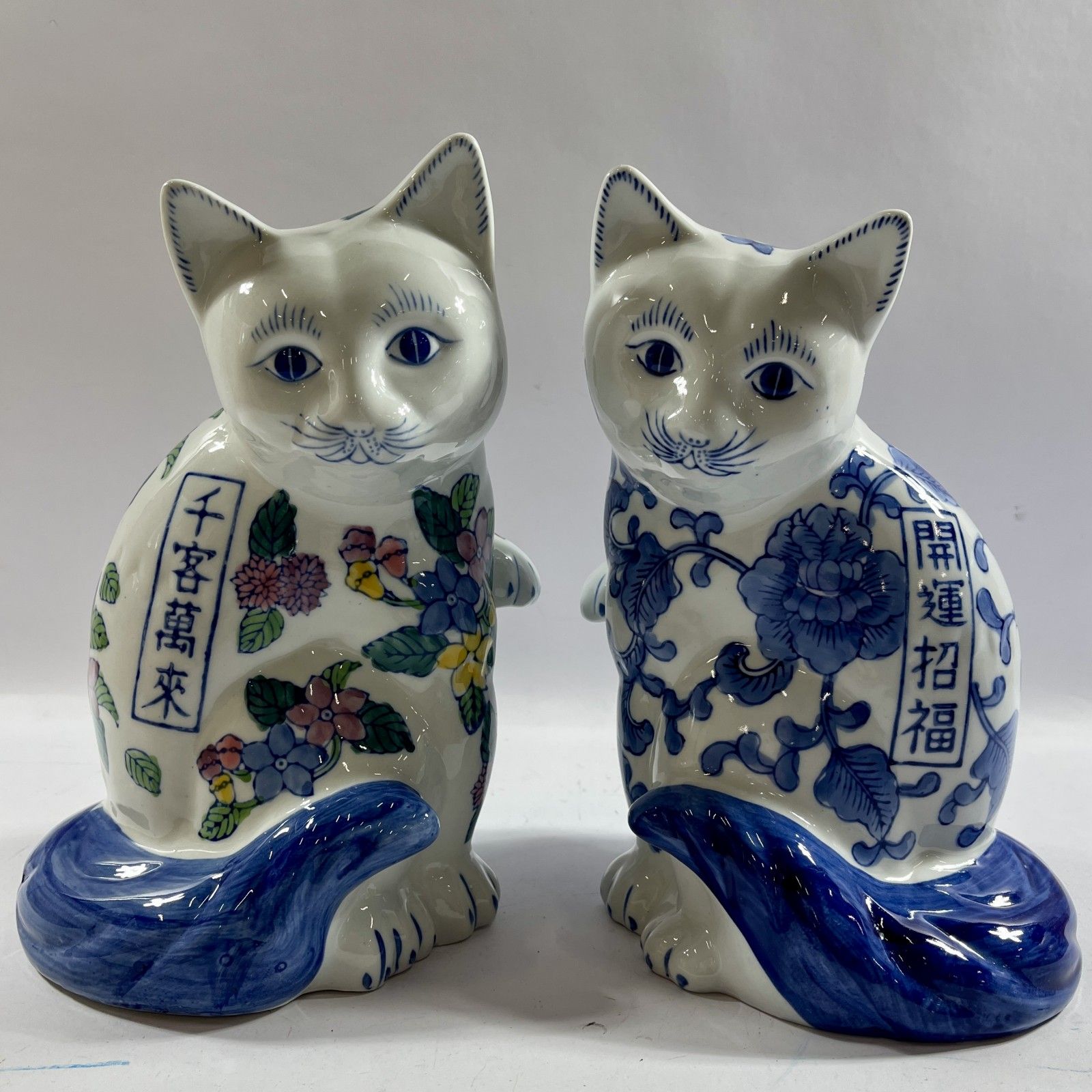 千客万来　開運招福　招き猫ペア　陶器　インテリア置物　縁起物 ☆ 千客萬来 開運招福 招き猫 ペア 2点まとめ 縁起物 陶器 置物
