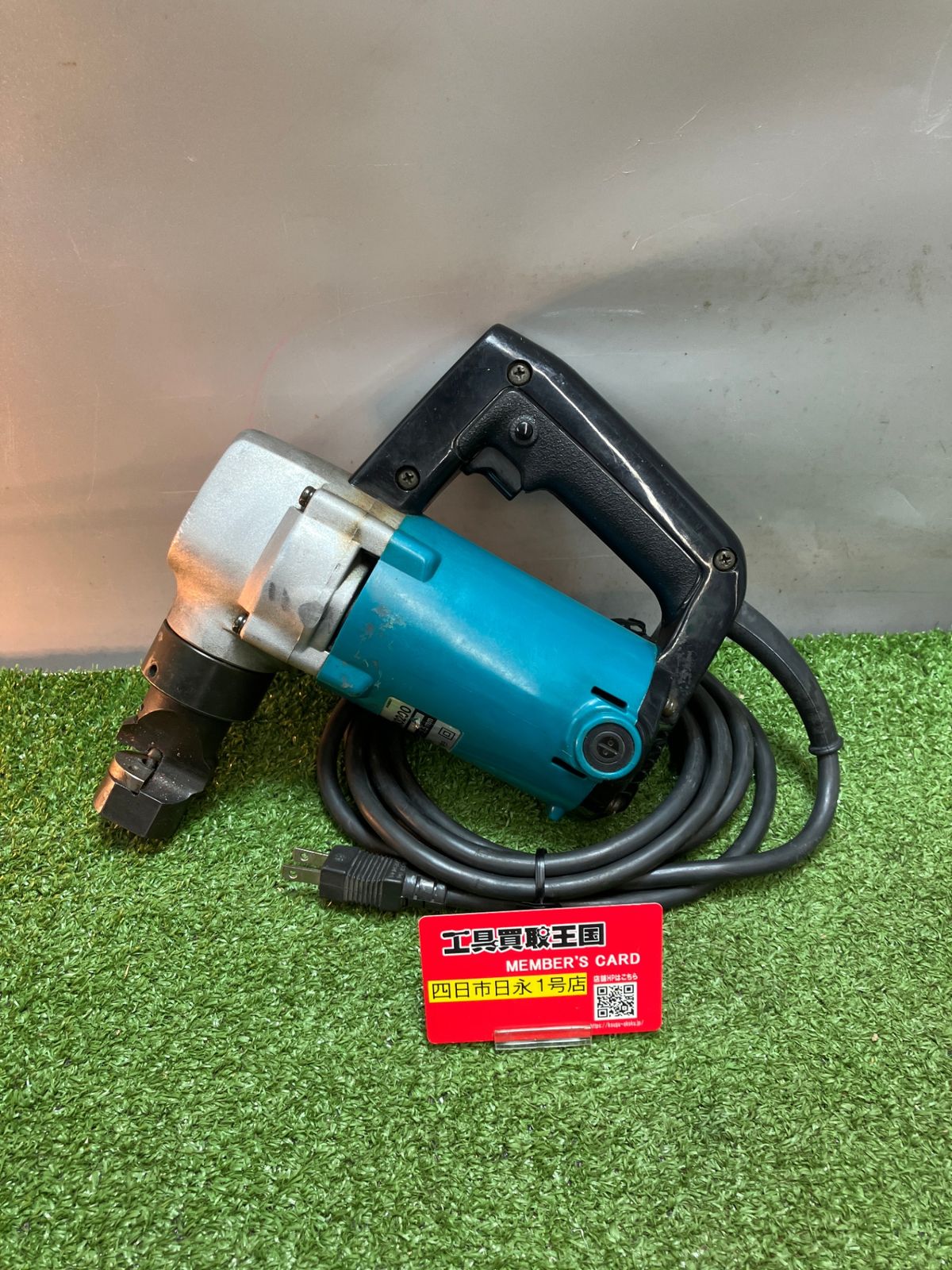 【中古品】【0936】makita(マキタ) ニブラ JN3200　ITFU87M4BZ26