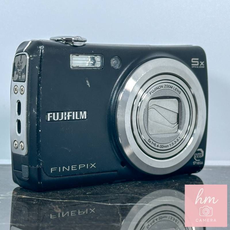 FUJIFILM FinePix F100fd ブラック 1200万画素 光学5倍ズーム 広角28mm