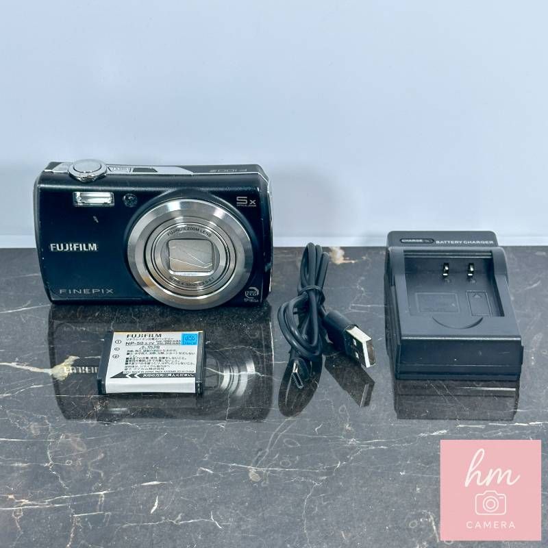 FUJIFILM FinePix F100fd ブラック 1200万画素 光学5倍ズーム 広角28mm