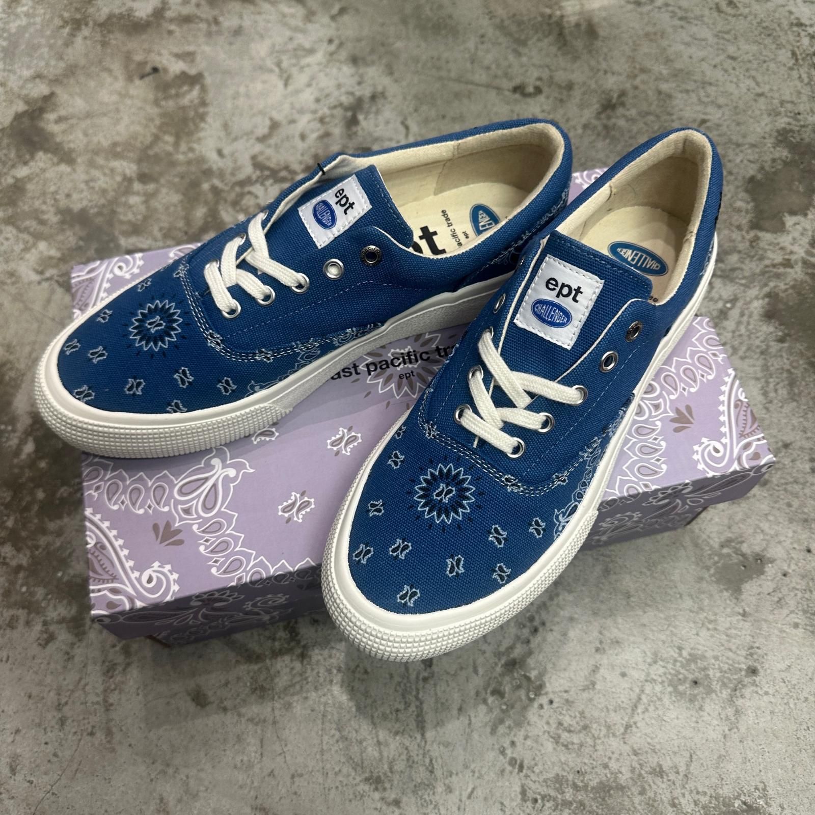 CHALLENGER × EAST PACIFIC TRADE BANDANA SNEAKERS バンダナ 