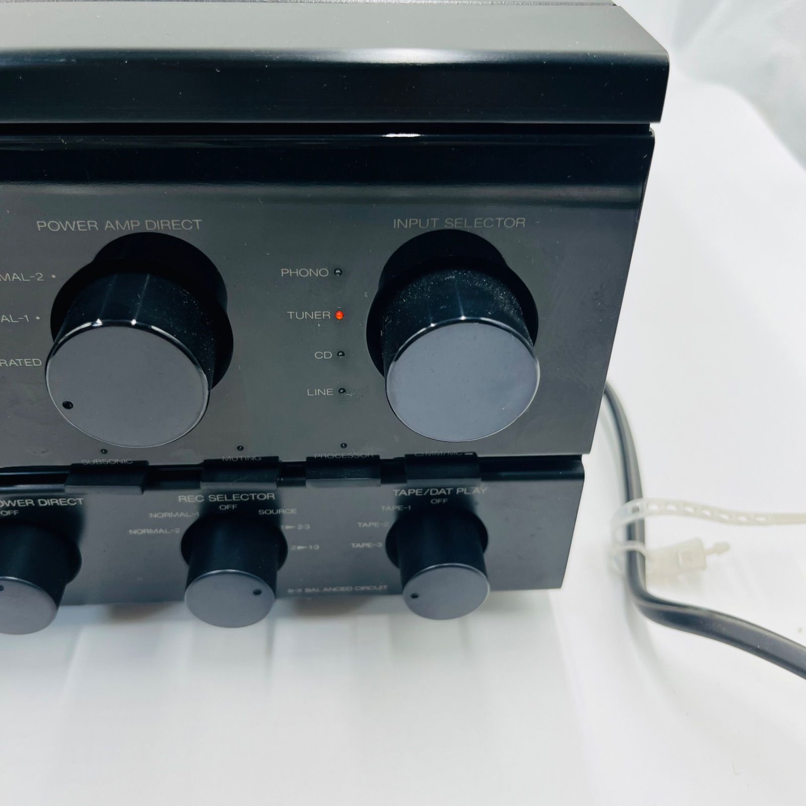 ジャンク品】SANSUI/INTEGRATED AMPLIFIER/AU-α607DR/通電のみ確認