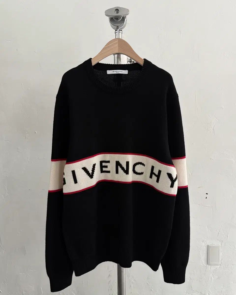 Givenchy ジバンシィ インタルシア ロゴ ウールニット