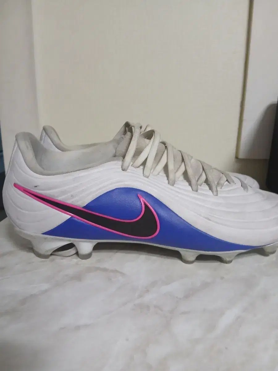 ティエンポ Maestro NIKE アカデミー 275 サッカーシューズ