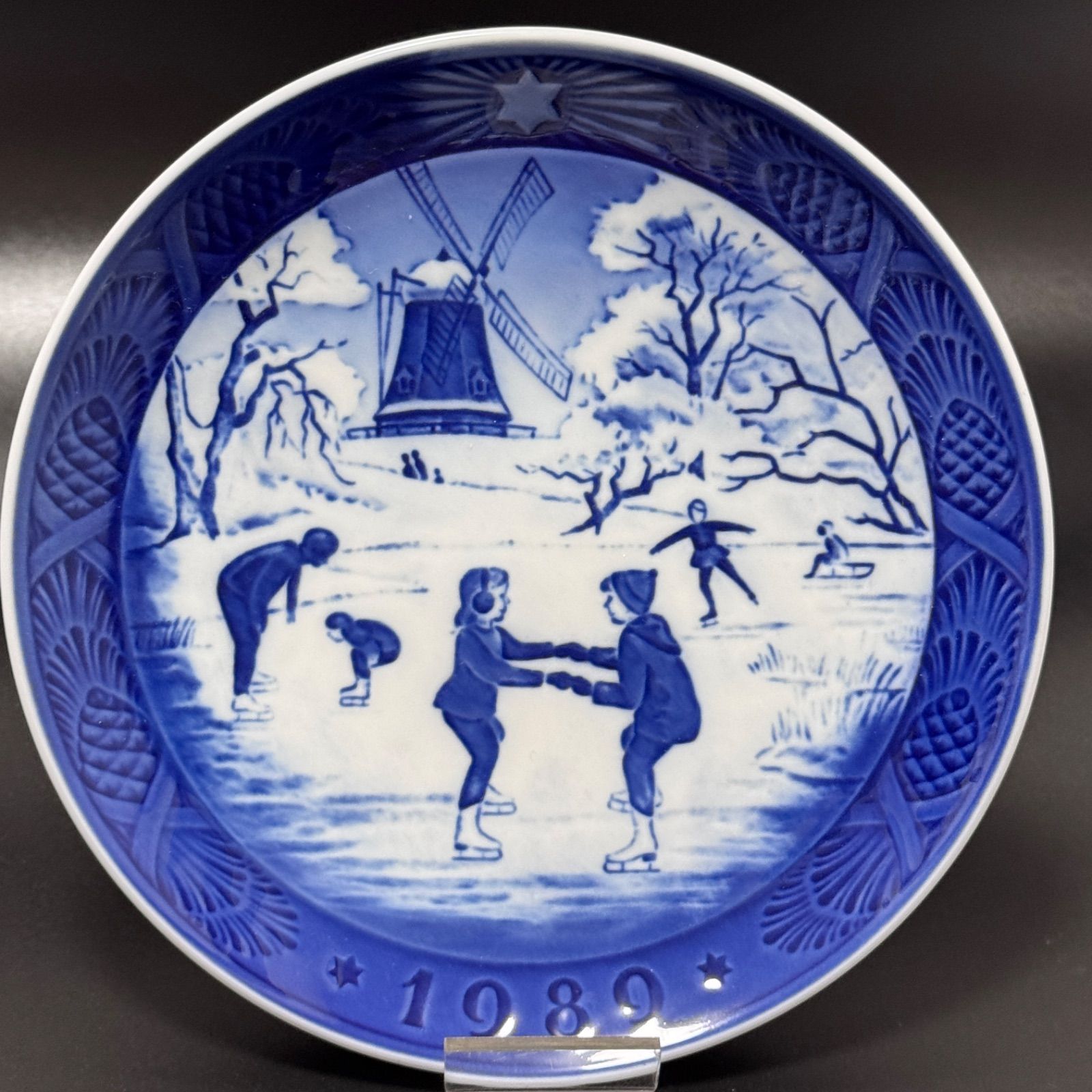 Royal Copenhagen ロイヤルコペンハーゲン イヤープレート 1989年 平成元年 クリスマスプレート