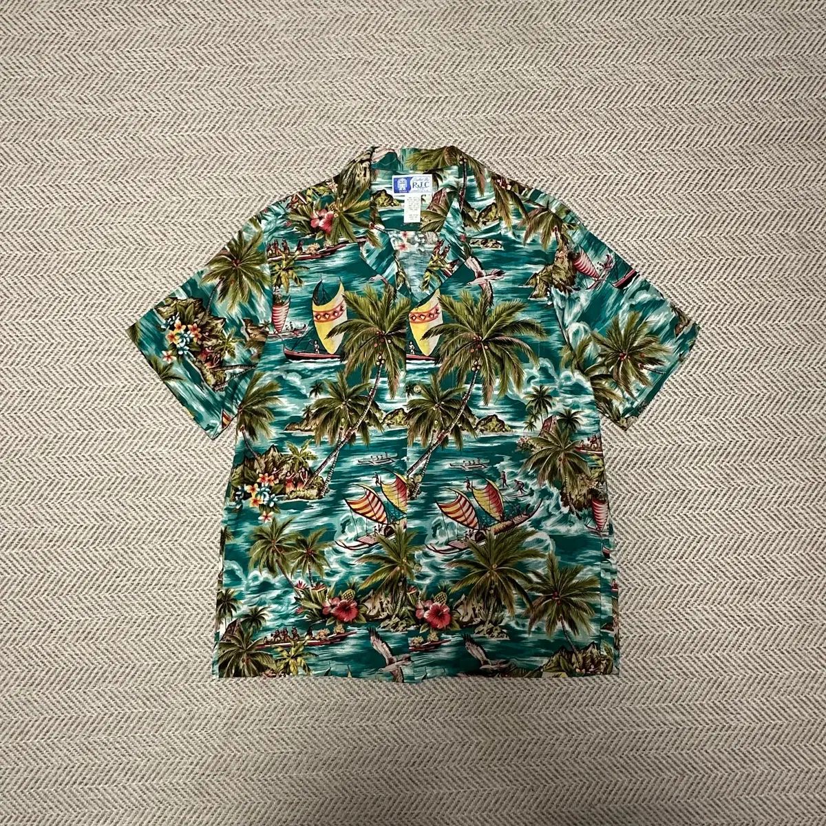 VINTAGE usa製ハワイアンシャツ