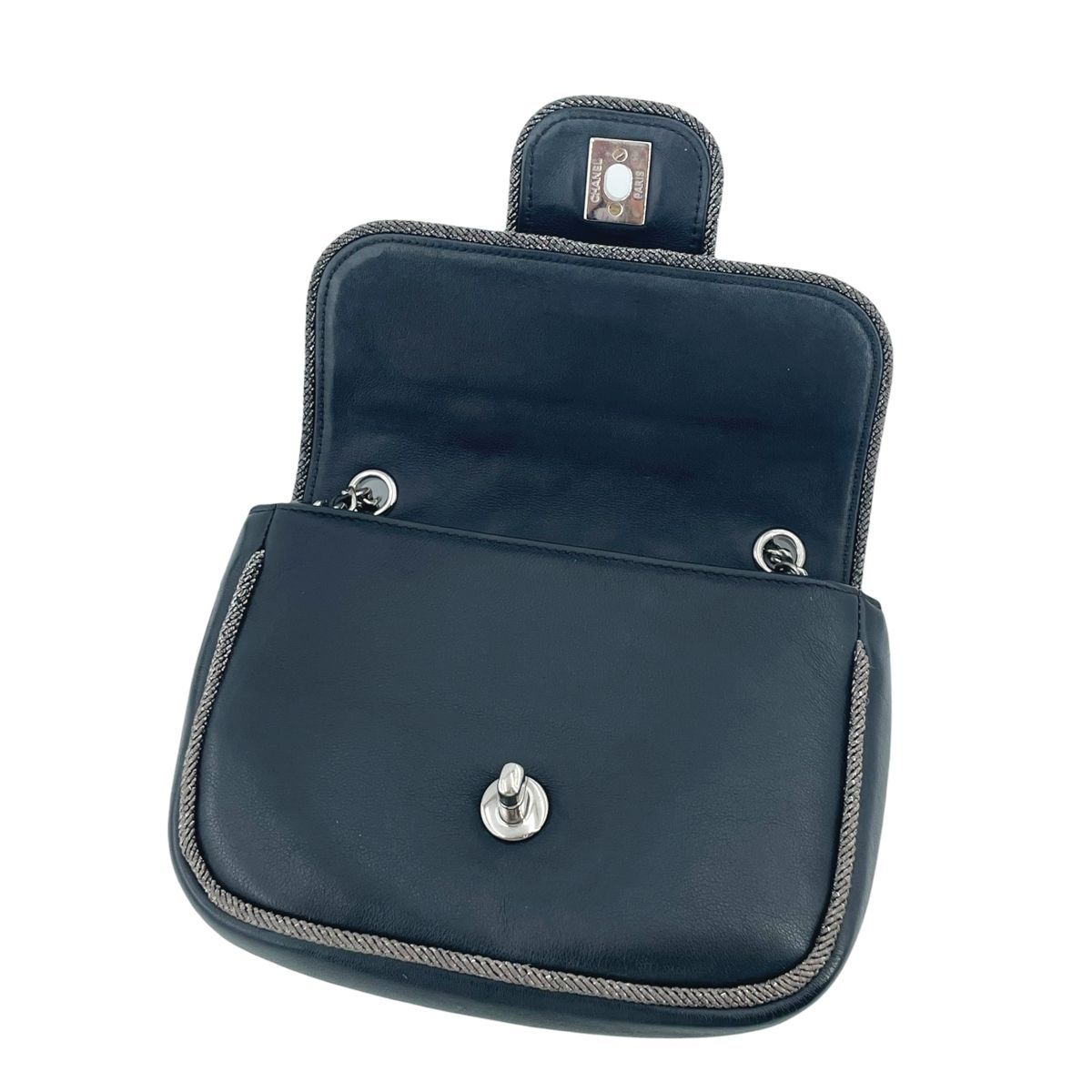 【中古】 CHANEL シャネル マトラッセ ラウンド チェーンショルダーバッグ ブラック SV金具 ツイード ラムスキン チェーンバッグ 27番台 レディース 26014720 HO