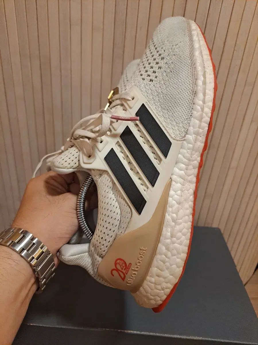 adidas ウルトラブースト フィーバーノヴァ SEOUL ソウル スニーカー 265サイズ