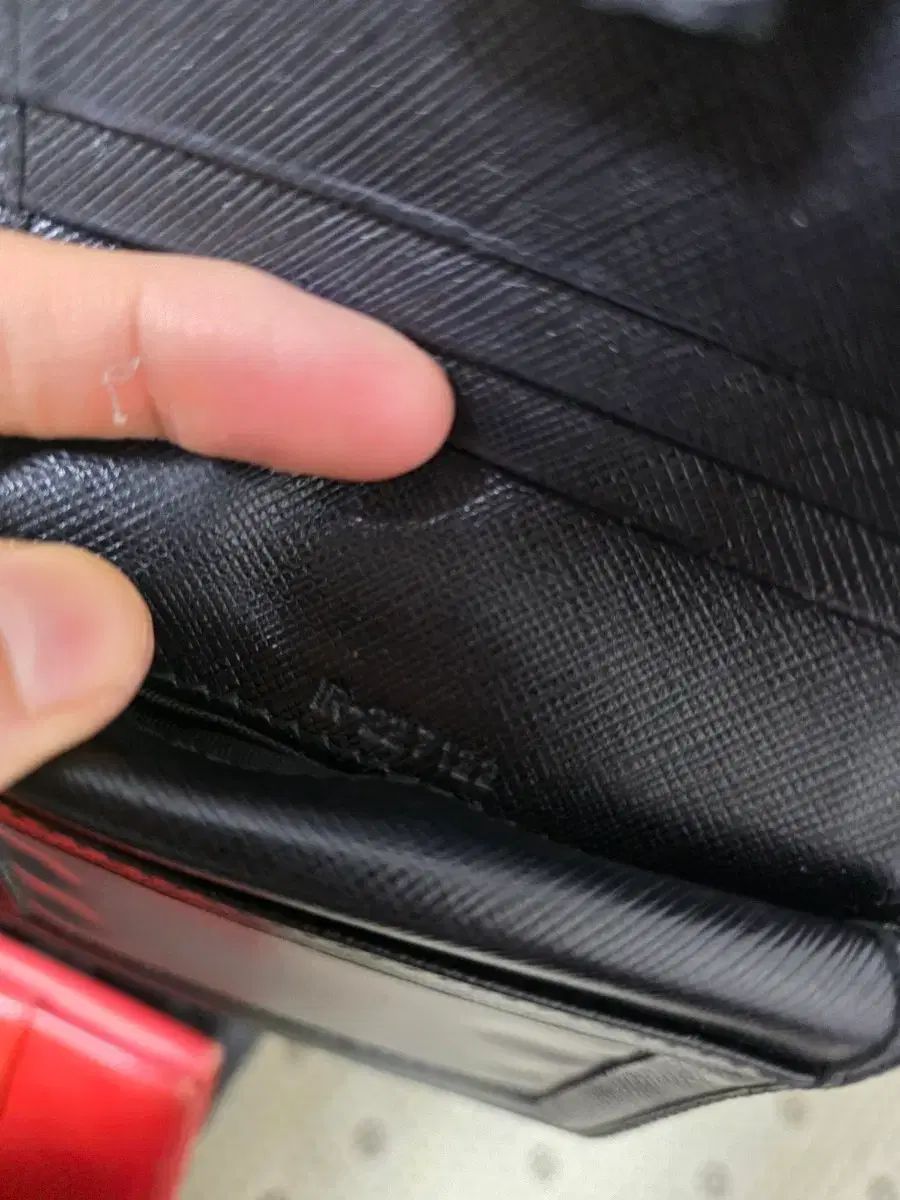 FERRAGAMO フェラガモ ブラック 二つ折り財布 FERRAGAMO フェラガモ ブラック 二つ折り財布