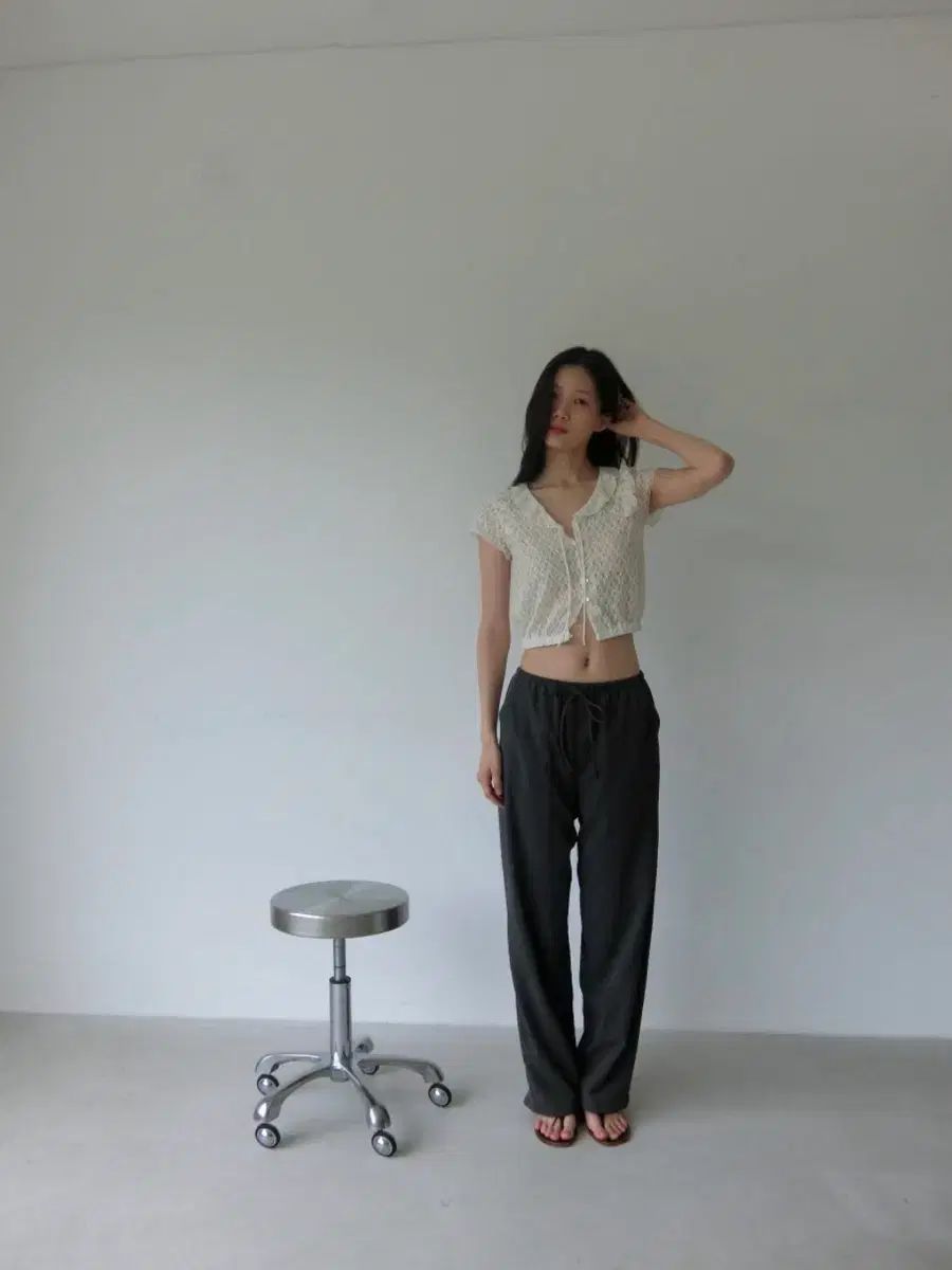 TANNAT T/T Grain ease pants (チャコール)