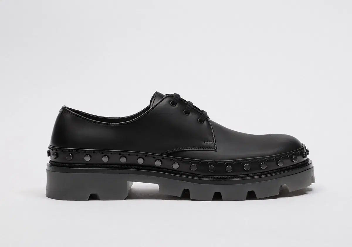 270 ザラ ZARA スタッズ ダービーシューズ リミテッドエディション 新品