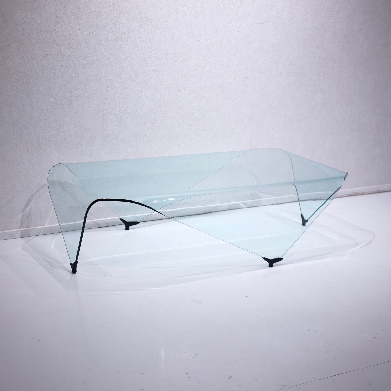 1970s Italy Rimadesio 名作 Hanki Coffee Table / 美品 ヴィンテージ ローテーブル コーヒーテーブル （関連:ヴィトラ ハーマンミラー）