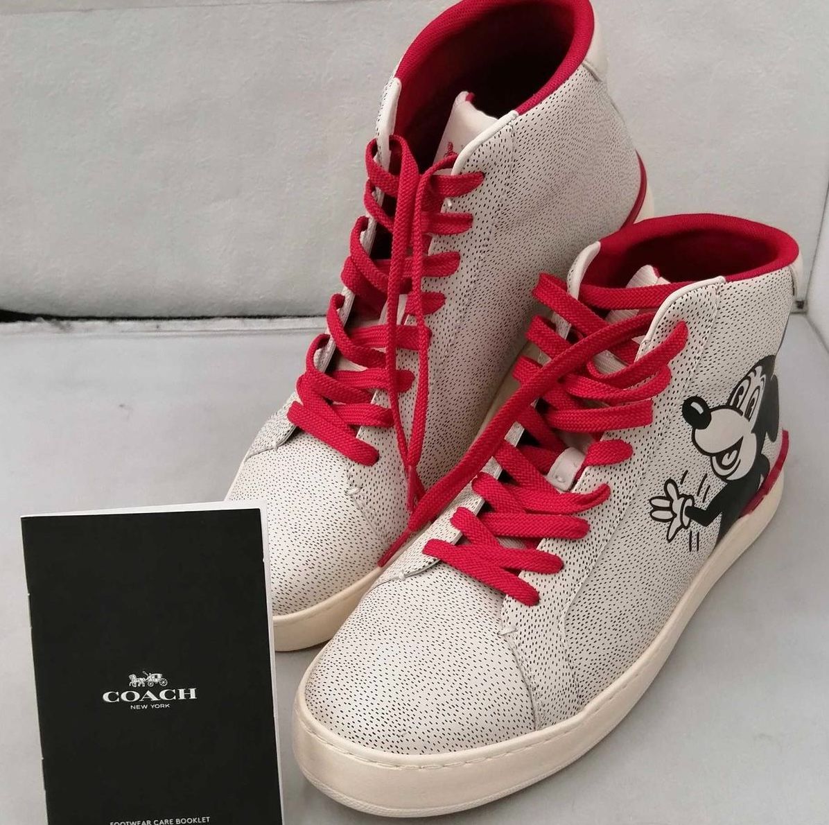 COACH × Disney × Keith Haring ミッキーマウス ハイカット スニーカー 