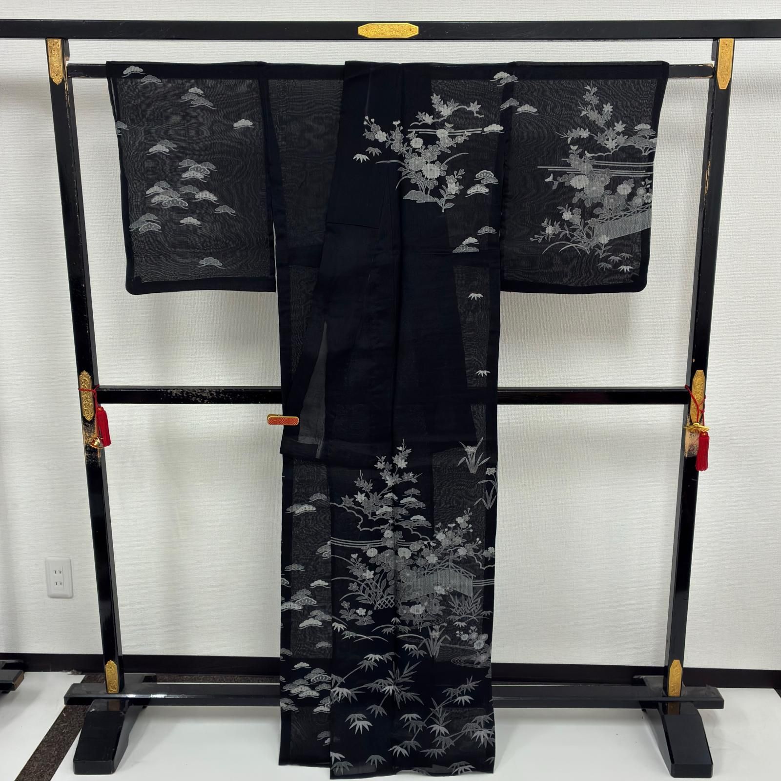 夏着物 紗紬 正絹 訪問着 黒地 紋なし 上品な染め MK-9045 - メルカリ