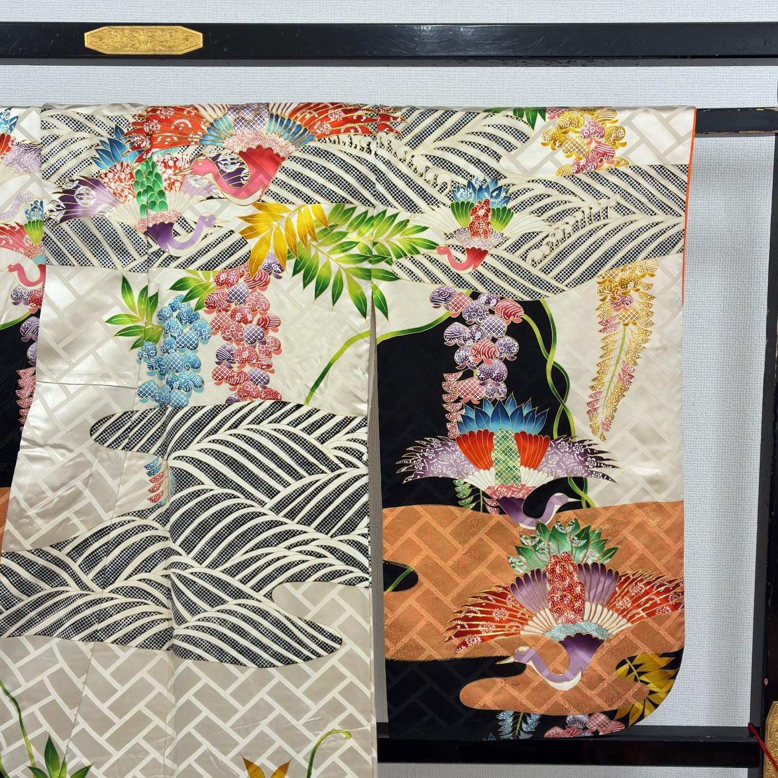 振袖 裄67.5 正絹 金駒刺繍 美しい染め 花に鳥 袷 着物 MK-9047 - メルカリ