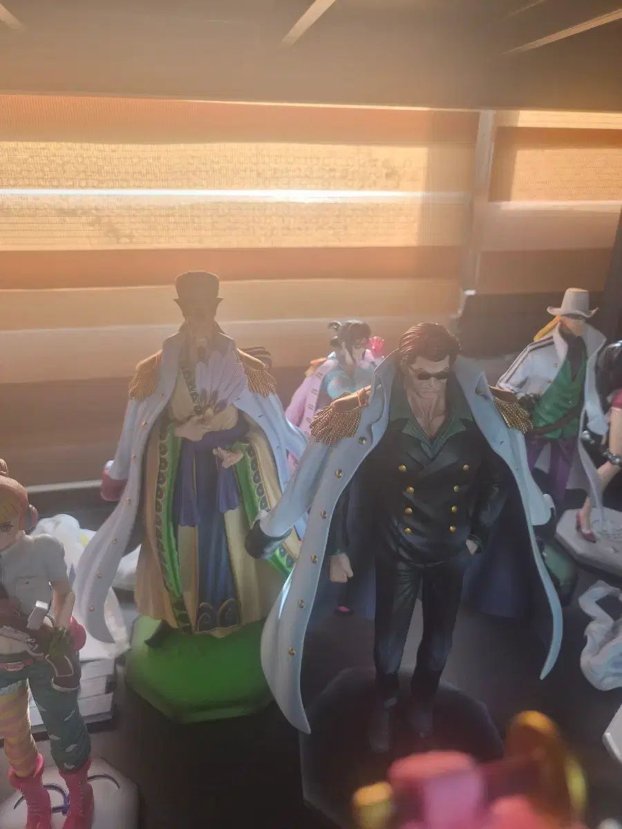 ONE PIECE レジン フィギュア 海軍 scorpion 共鳴