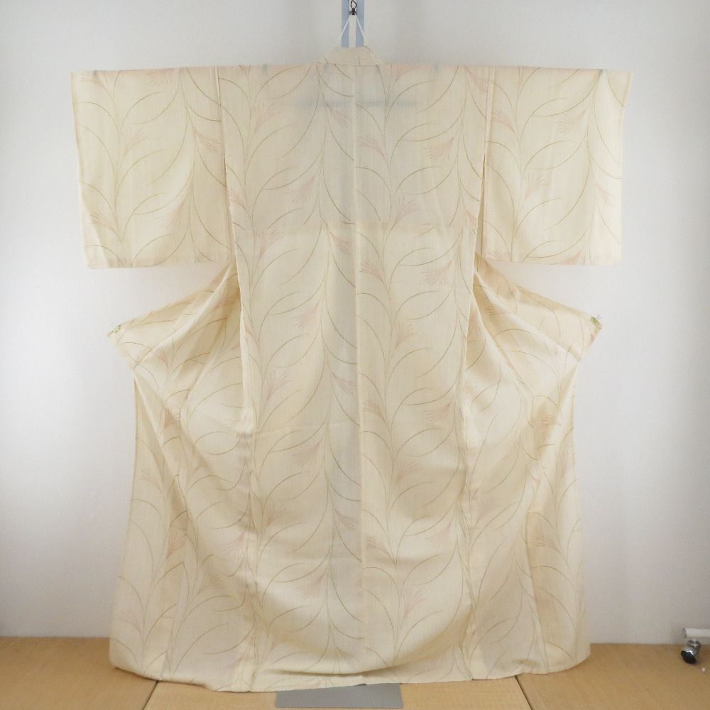 夏着物 小紋 広衿 薄ベージュ色ｘ黄緑ｘ薄茶色 ススキ模様 居敷当て付き 身丈LLサイズ 薄物 夏用 仕立て上がり 身丈168cm